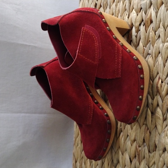 Pedro Garcià red suede studded ankle booties 37.5 - Picture 3 of 11